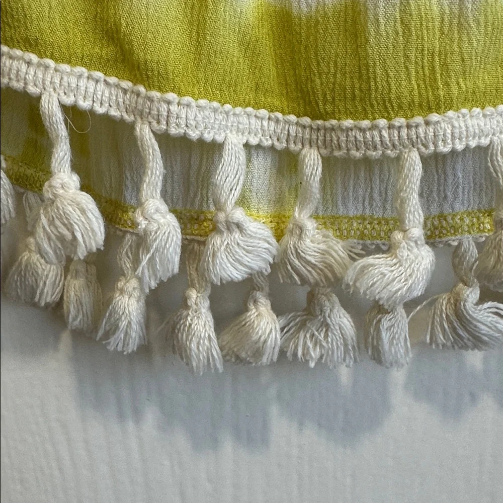Entro Lime and White Crochet Trim Blouse - Picture 3 of 8